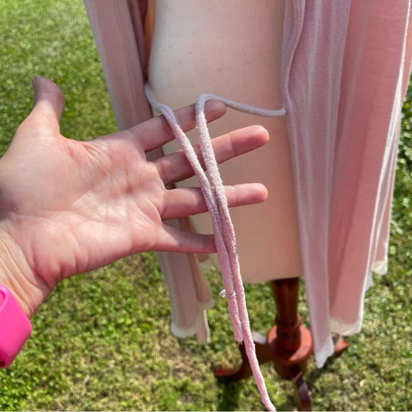 Eberjey Robe pink long sleeve women’s size small pink with lace trim - Picture 4 of 5